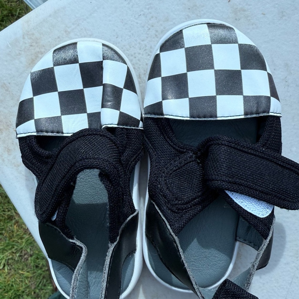 Ikiki toddler size 6